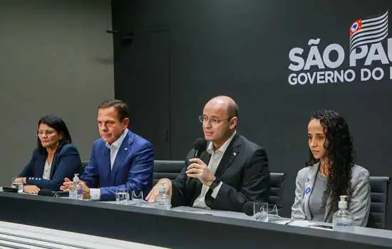 Seduc-SP anuncia nova expansão do ensino integral e deve chegar a 3.000 unidades em 2023