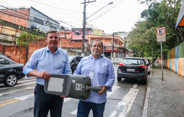 Orlando Morando dá aval para avanço do Programa Mais Luz na região do Baeta Neves