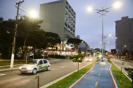 Em São Bernardo, Avenida Kennedy ganha nova iluminação de LED pelo programa Mais Luz