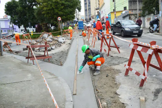 Obras do programa ‘Rua Nova’ interditam esquina da rua Espanha com a rua Guadalupe