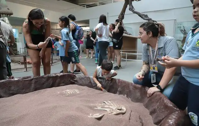 Projeto Fazendo Arte na Sabina recebe alunos da Educação Inclusiva de Santo André