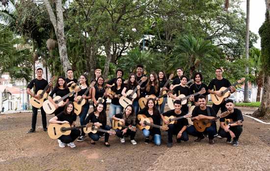 Grupo de Referência do Projeto Guri se apresenta na Feira Cultural da Alta Mogiana