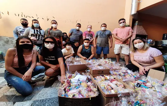 Projeto “Juntos por Mauá” distribuiu chocolates e alimentos para mais de 1200 famílias