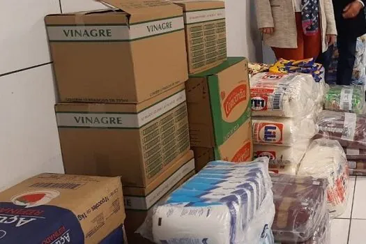 Ação de combate à fome arrecada alimentos para famílias de projeto social de Santo André