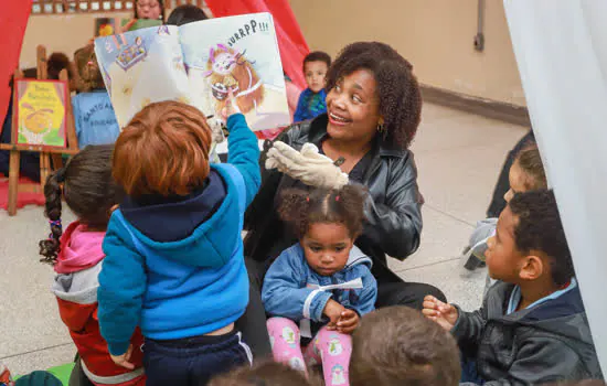 Projeto incentiva leitura e autonomia dos alunos de creche em Santo André