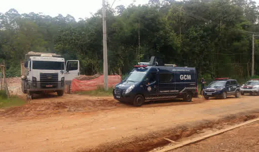 GCM de Mauá deflagra ação ilegal em área de proteção ambiental