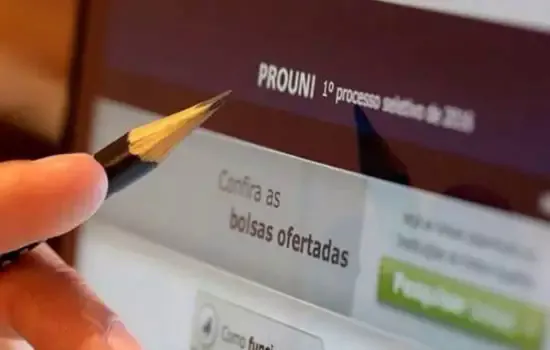 Pré-selecionados do Prouni têm até hoje (27) para comprovar dados