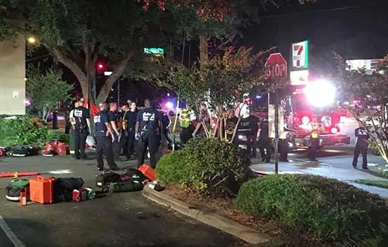 Homem morre após realizar tiroteio em boate gay no EUA