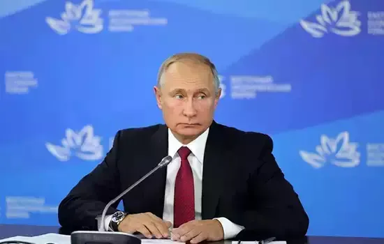 Putin: enfrentaremos efeitos de imprudentes e insanas sanções econômicas