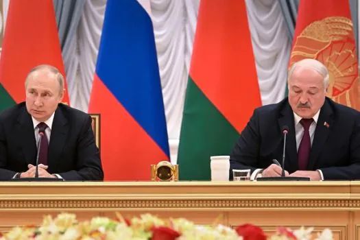 Putin visita Belarus em meio a crescente pressão por apoio militar