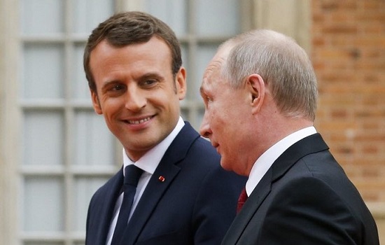 Putin diz a Macron estar aberto a diálogo com a Ucrânia