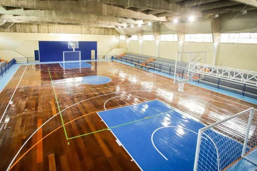 Escola Estadual Ennio Voss, recebe novo espaço para práticas desportivas