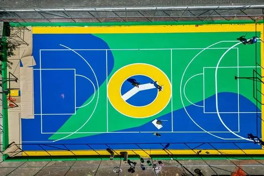 SP ganha quadras poliesportivas pintadas com as bandeiras dos países da Copa do Mundo