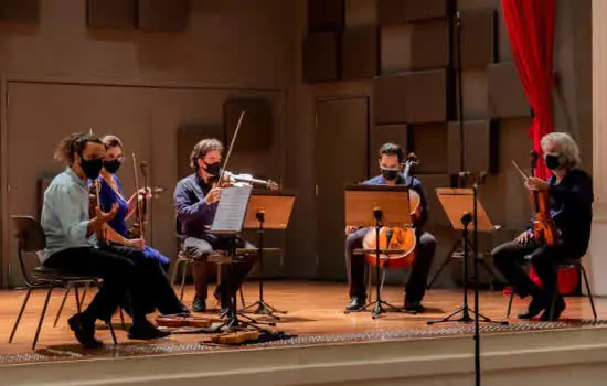 Quarteto de Cordas da Cidade toca peças de Clóvis Pereira e Renato Camargo