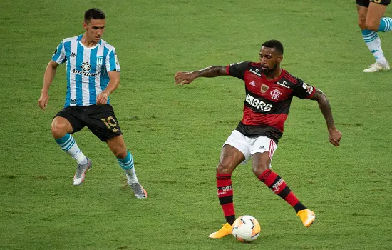 Flamengo empata e é eliminado nos pênaltis para o Racing