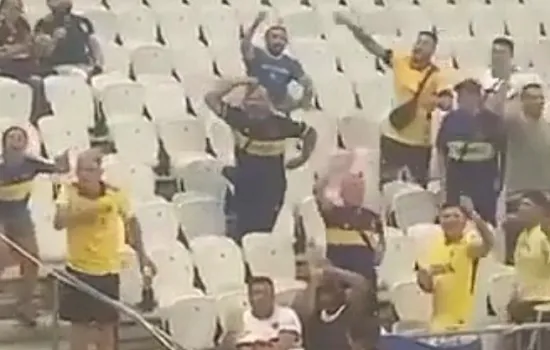 Boca é multado pela Conmebol por gesto racista de torcedor contra corintianos