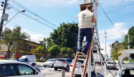 Ipem-SP verifica radares em Ribeirão Pires