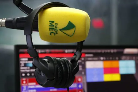 Rádio MEC leva ao ar atrações de destaque no fim de semana