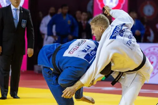 Rafael Buzacarini cai nas oitavas e Brasil segue sem medalha no Mundial de Judô