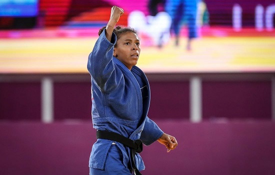 Rafaela Silva vence japonesa e é bicampeã mundial de judô; Cargnin leva bronze