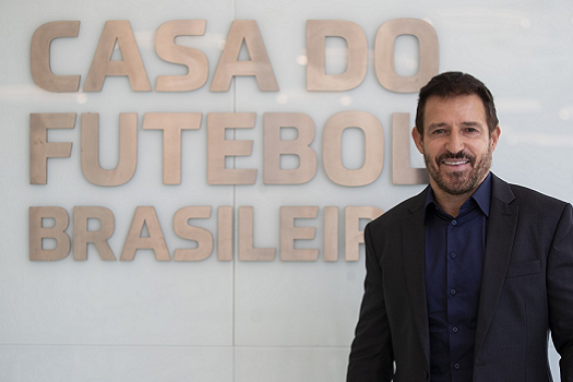 Ramon Menezes assume o comando da seleção brasileira sub-20
