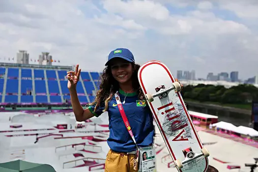 Rayssa lidera e Brasil vai com três skatistas à final da Liga Mundial Skate Street