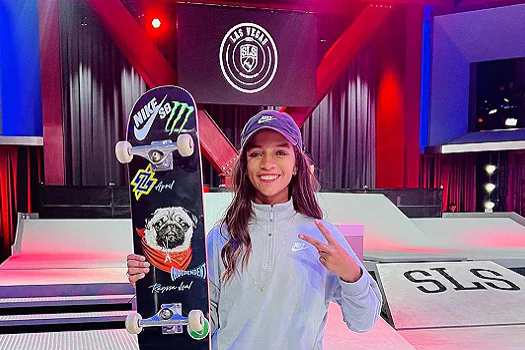 Rayssa Leal fatura título na etapa Las Vegas da Liga Mundial de skate