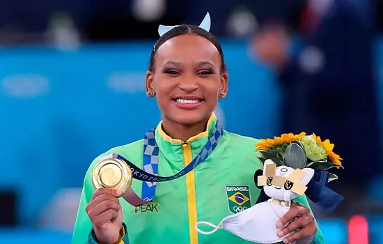 Rebeca Andrade vai dar a bandeirada final no GP de São Paulo de Fórmula 1