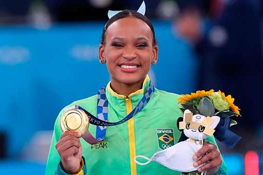 Rebeca Andrade conquista medalha de ouro no salto e faz história nos Jogos de Tóquio