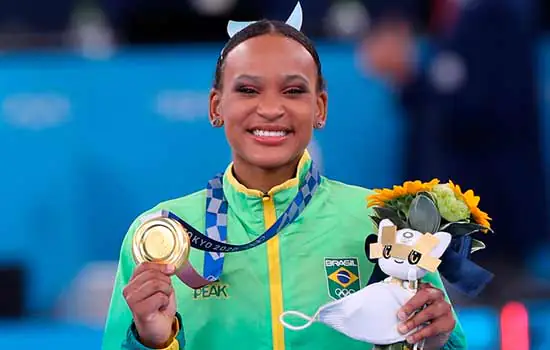 Rebeca Andrade conquista medalha de ouro no salto e faz história nos Jogos de Tóquio