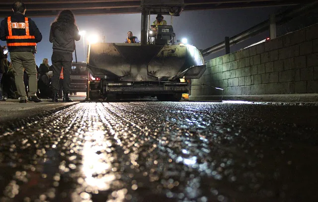 Mais um trecho da pista expressa da Marginal Tietê recebe o serviço de recape