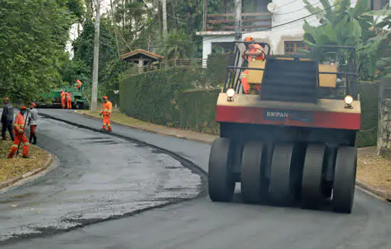 Prefeitura conclui pavimentação da Avenida Ribeirão Pires