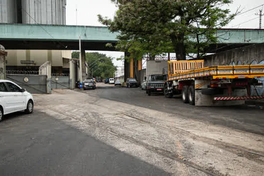 São Caetano asfalta trecho problemático de rua no Bairro Fundação