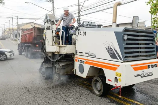 Prefeito Orlando Morando autoriza obras de recapeamento asfáltico no bairro Vila Rosa