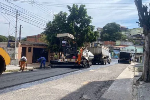 Mauá realiza recapeamento de ruas no Jardim Zaíra