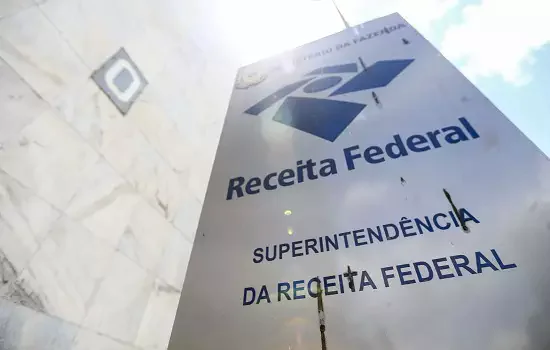 Receita Federal faz alerta para golpe de empréstimos utilizando Pix