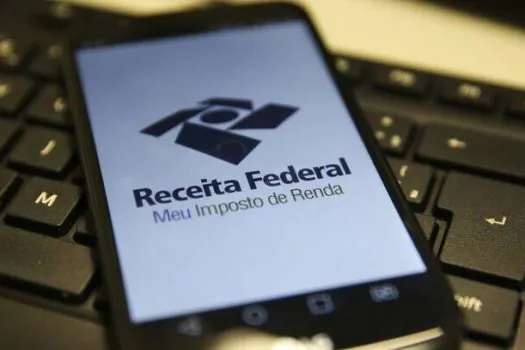 Receita Federal abre amanhã consulta a lote de restituição para 5,6 milhões