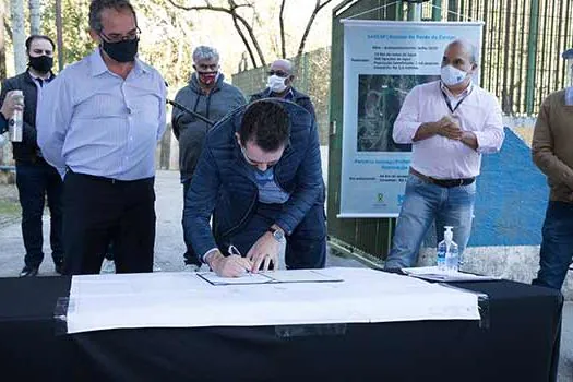 Recreio da Borda do Campo recebe ligações de água e obras de recapeamento