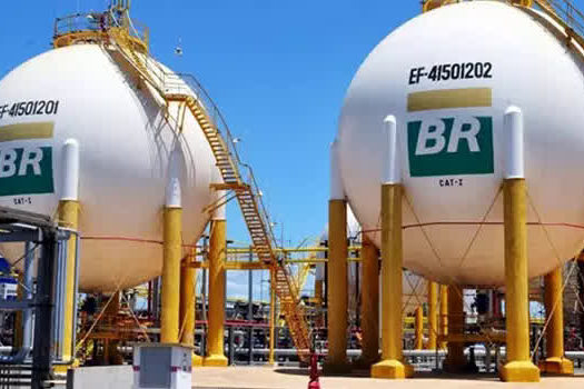 Petrobras inicia venda de participação nas transportadoras de gás TBG e TSB