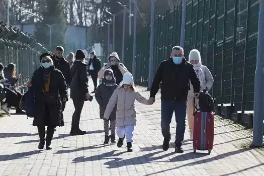 Crianças ucranianas que vieram ao Brasil tentam recompor suas vidas