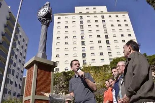 Relógio de Santo André passa por restauro e ganha novo endereço