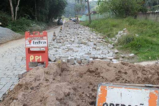 Obras pontuais continuam em Ribeirão Pires