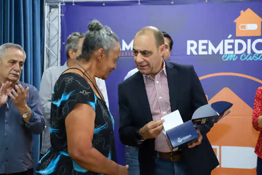 Auricchio lança o Programa Remédio em Casa no Bairro Cerâmica