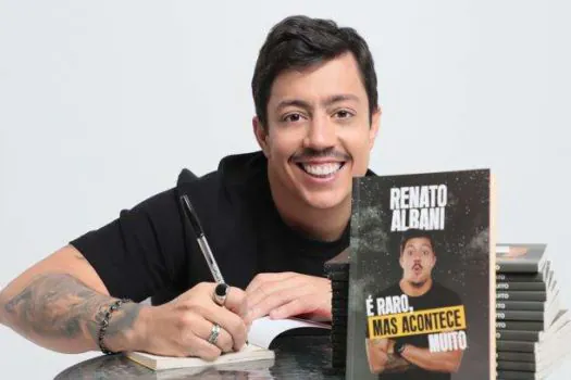 Renato Albani lança seu primeiro livro: “É Raro, Mas Acontece Muito”