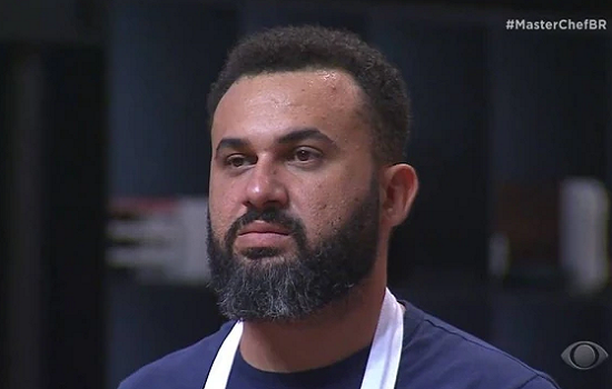 Renato é eliminado no “MasterChef” após prova do cacau