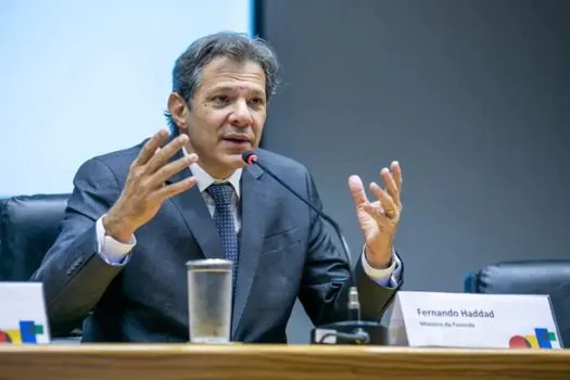 Reoneração de imposto sobre combustível não é recado para BC, diz Haddad