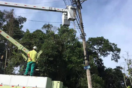 Ribeirão Pires realiza realiza reparos emergências de iluminação pública