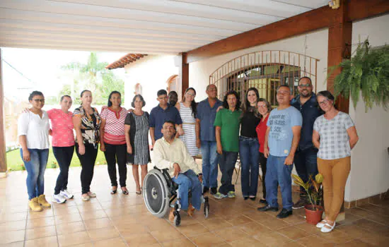 Secretária Célia Parnes inaugura Residência Inclusiva em Cotia