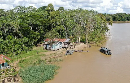 Restos mortais de Dom Phillips e Bruno Pereira são levados para Brasília