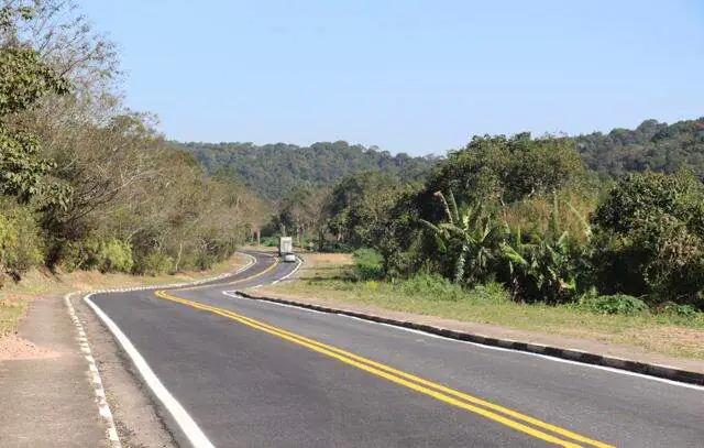 Revitalização da Estrada da Colônia entra na reta final